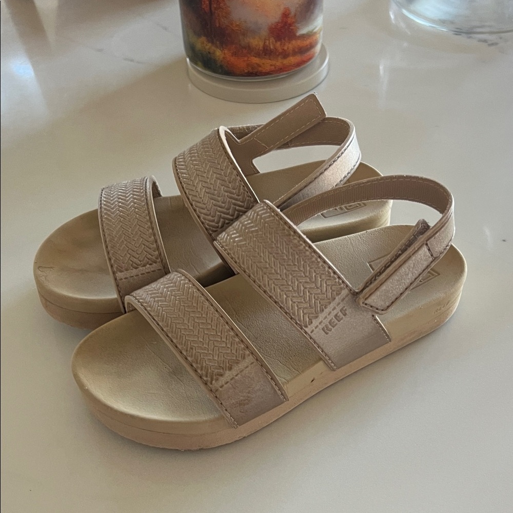 Reef Kids Beige Strap Sandals gold/tan